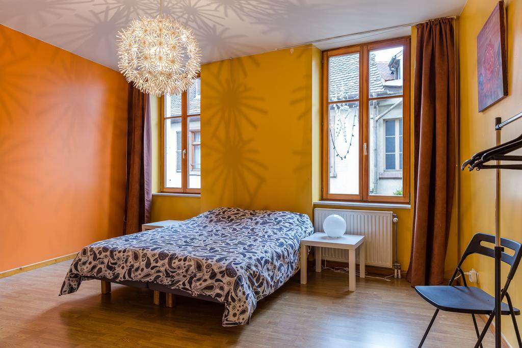 Gite Hyper Centre 10 Pers Colmar Room photo